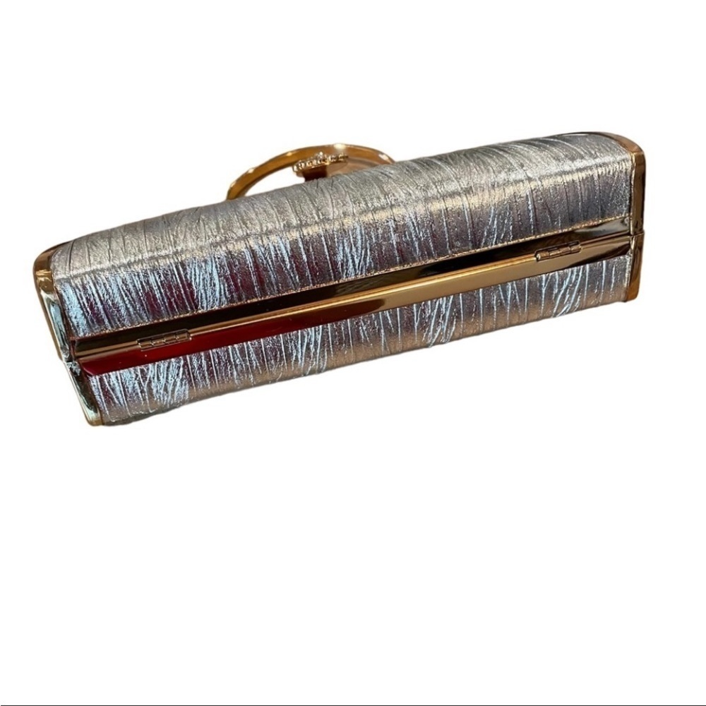 Elegant Gold Evening Clutch Handbag - Picture 7 of 7